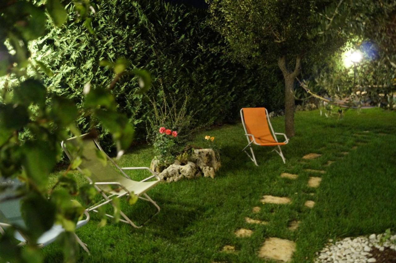 Bed and Breakfast La Casa Del Nonno Alberobello Esterno foto
