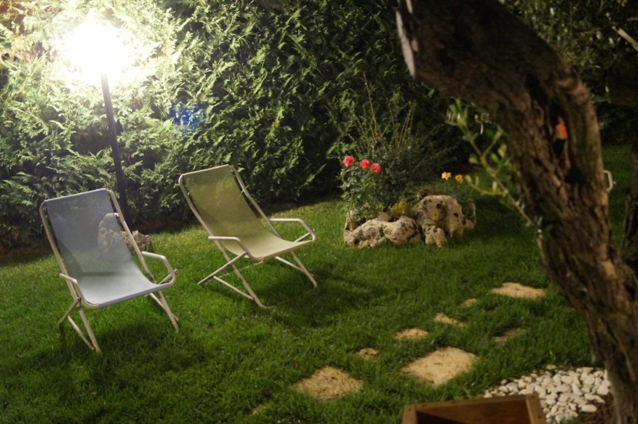 Bed and Breakfast La Casa Del Nonno Alberobello Esterno foto