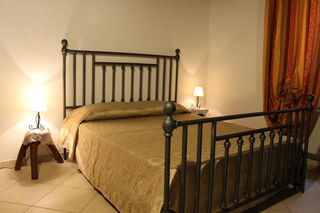Bed and Breakfast La Casa Del Nonno Alberobello Camera foto